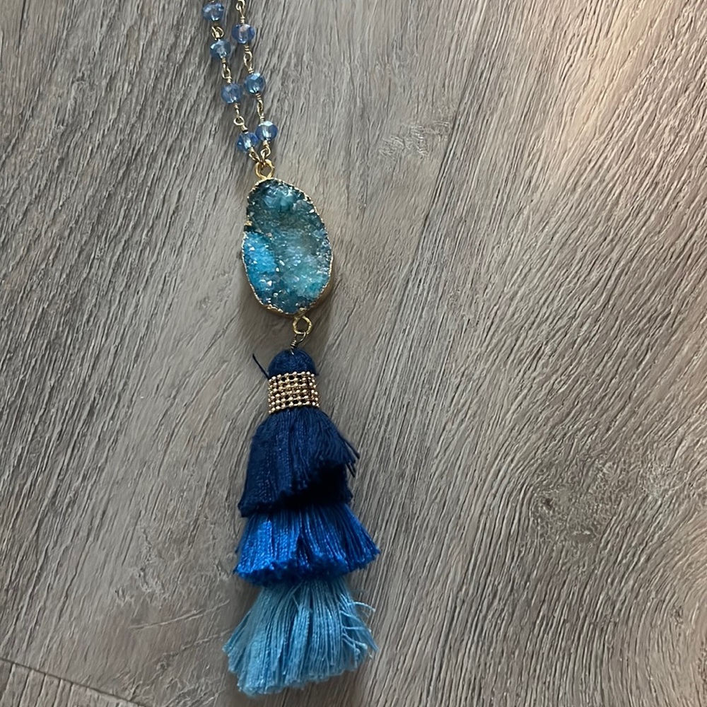 Drusy pendant necklace